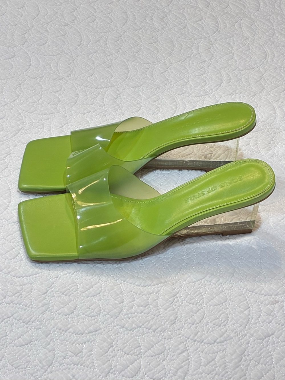 Song of Style Revolve Studio Wedge Heel Green Clear Vinyl Strap Mule Sandal 10